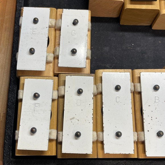 Vintage BF Kitching Resonator Bell Set Chromatic 20 Note with Case and Mallets - Picture 2 of 11